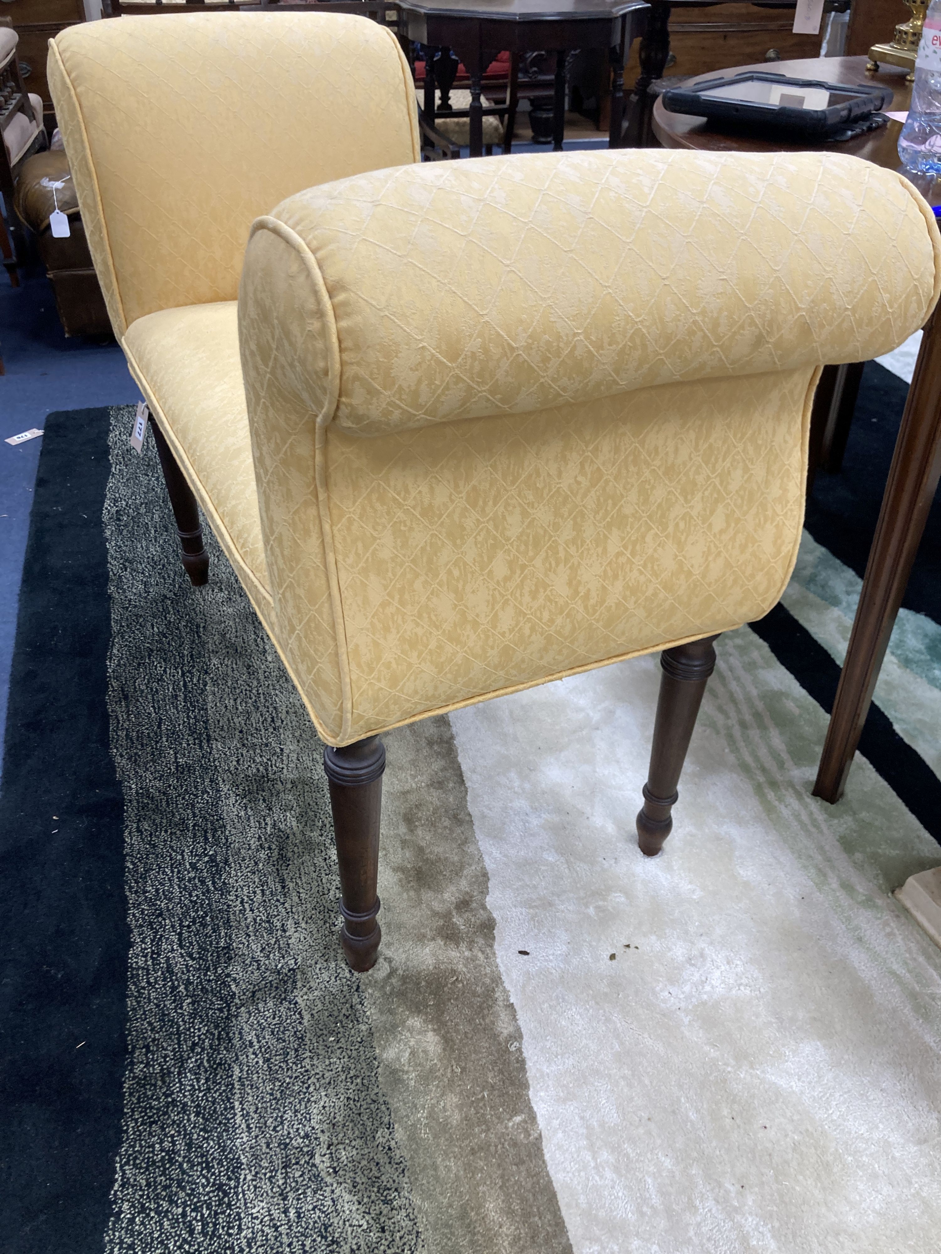 A Regency mahogany window seat. W-110, D-46, H-78cm.